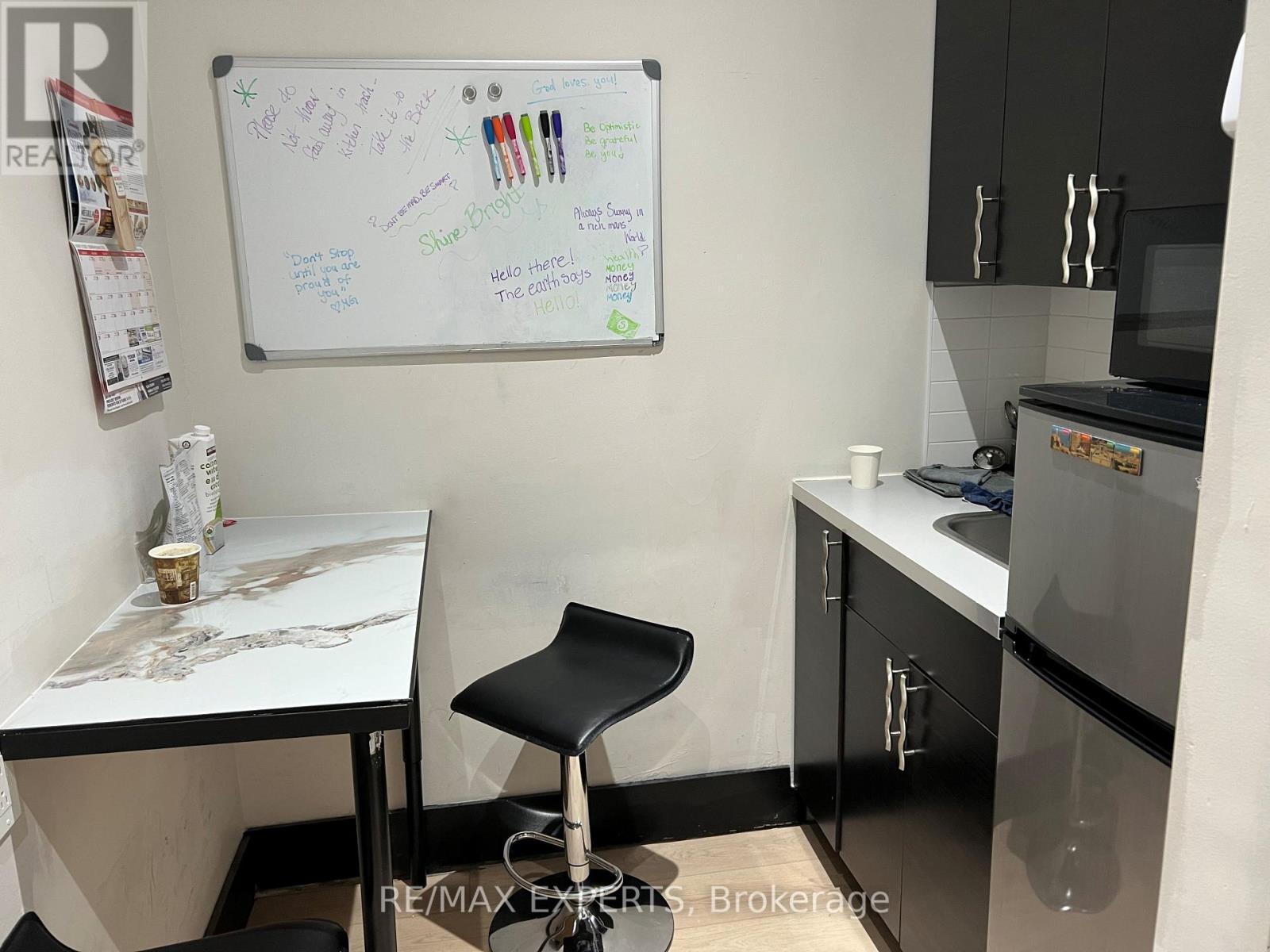 B14 - 2181 Steeles Avenue W, Toronto, Ontario  M3J 3N2 - Photo 15 - W12969528