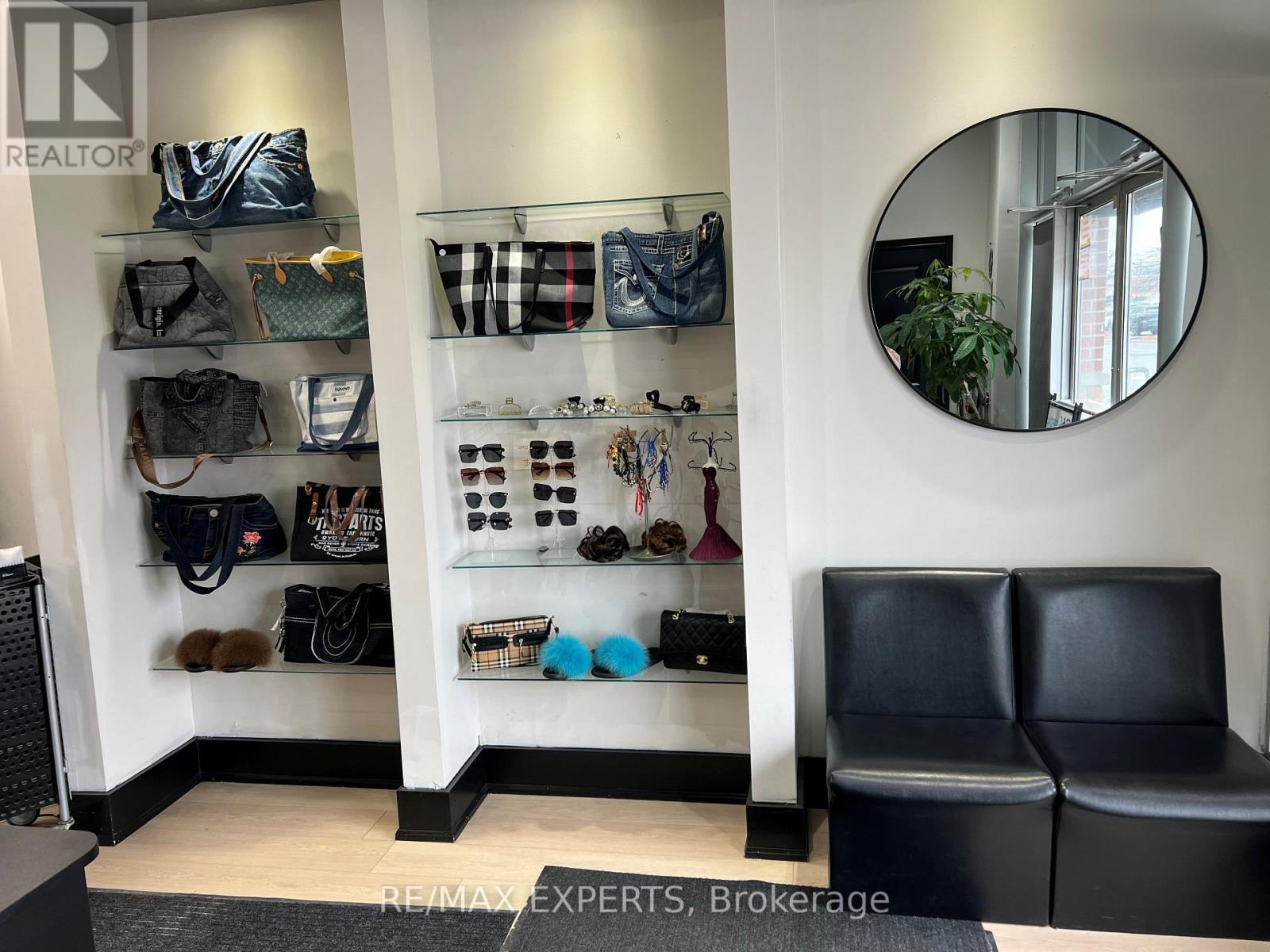 B14 - 2181 Steeles Avenue W, Toronto, Ontario  M3J 3N2 - Photo 3 - W12969528