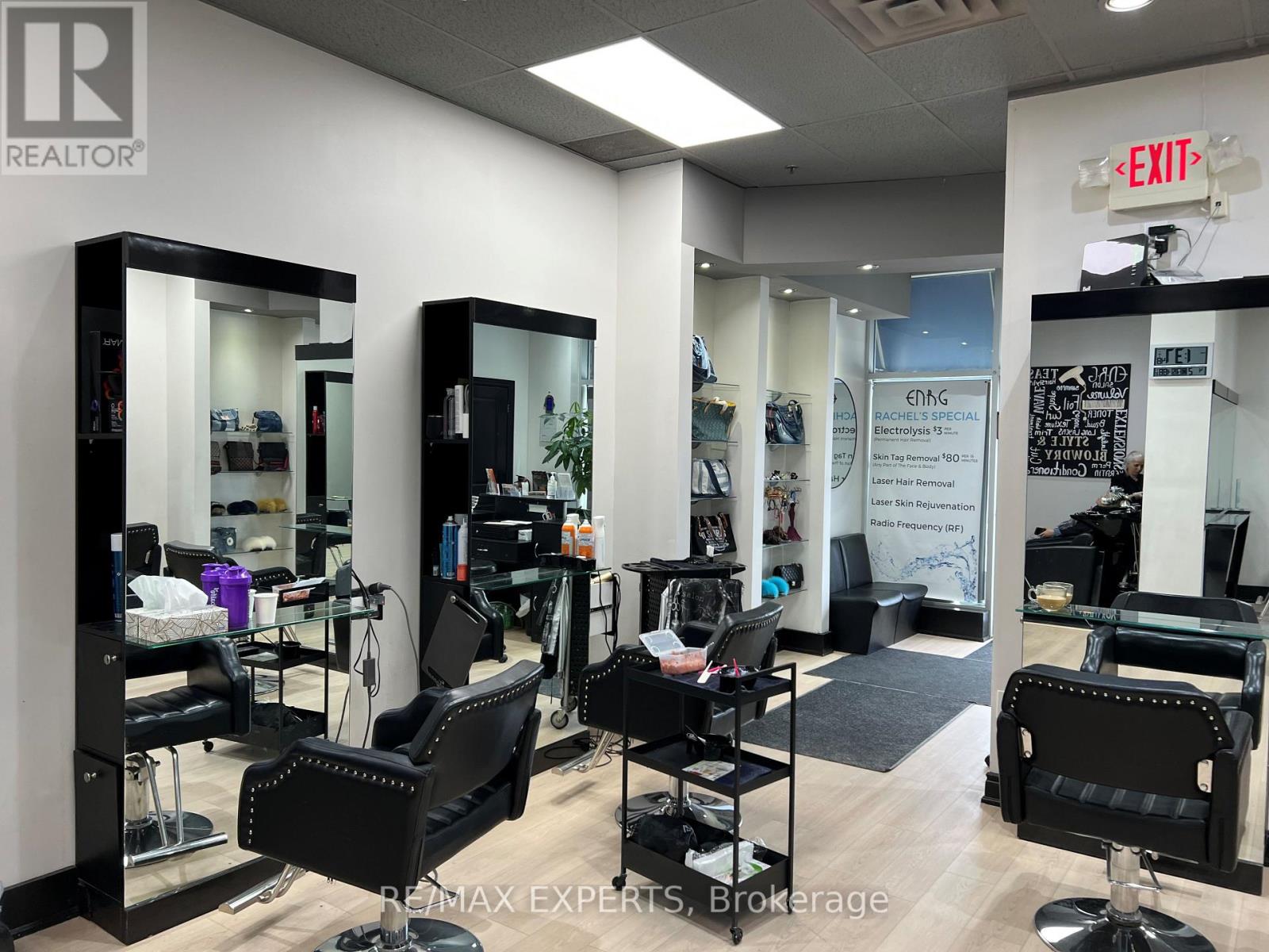 B14 - 2181 Steeles Avenue W, Toronto, Ontario  M3J 3N2 - Photo 7 - W12969528