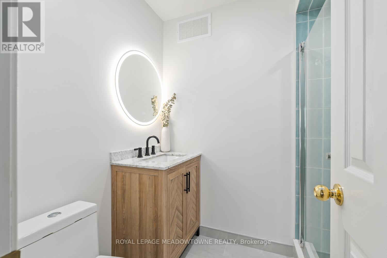 139 Harbourview Crescent, Toronto (Mimico), Ontario  M8V 4A8 - Photo 25 - W12969556