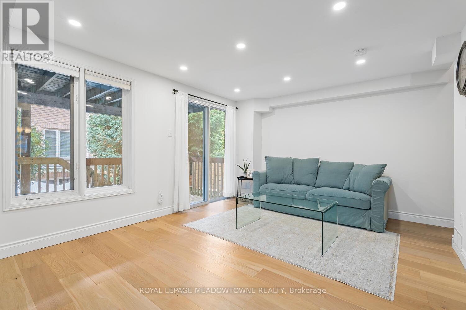 139 Harbourview Crescent, Toronto (Mimico), Ontario  M8V 4A8 - Photo 31 - W12969556