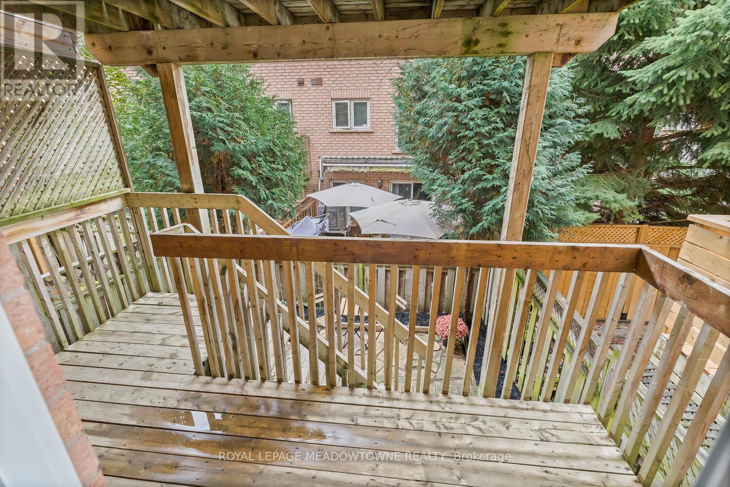 139 Harbourview Crescent, Toronto (Mimico), Ontario  M8V 4A8 - Photo 35 - W12969556