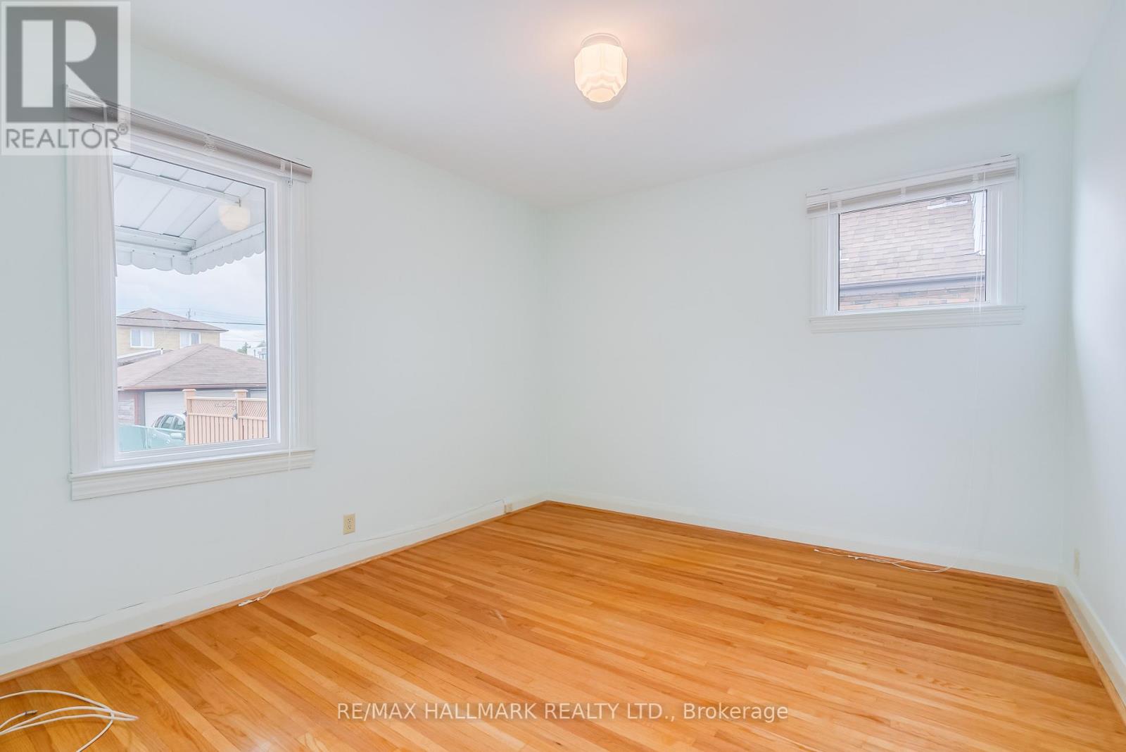 945 Glencairn Avenue, Toronto, Ontario  M6B 2A6 - Photo 13 - W12969560