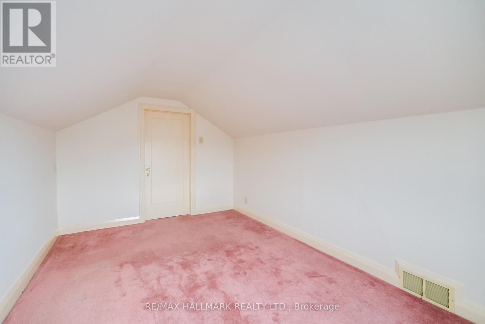 945 Glencairn Avenue, Toronto, Ontario  M6B 2A6 - Photo 17 - W12969560