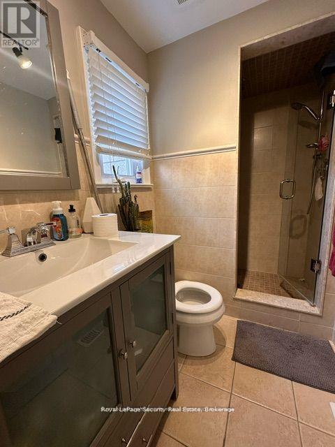 81 Bartlett Avenue, Toronto, Ontario  M6H 3E8 - Photo 3 - W12969590