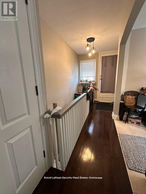 81 Bartlett Avenue, Toronto, Ontario  M6H 3E8 - Photo 5 - W12969590