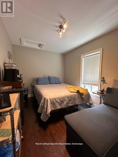 81 Bartlett Avenue, Toronto, Ontario  M6H 3E8 - Photo 6 - W12969590