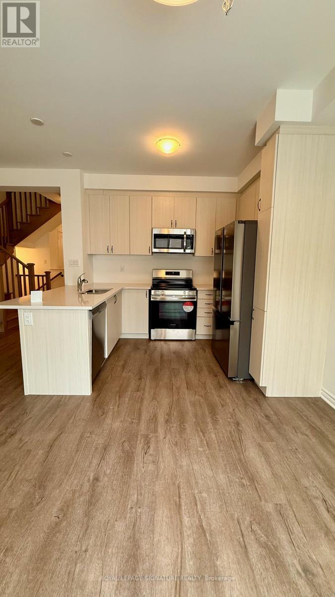 1704 Dance Court, Milton, Ontario  L9E 2A3 - Photo 11 - W12969612