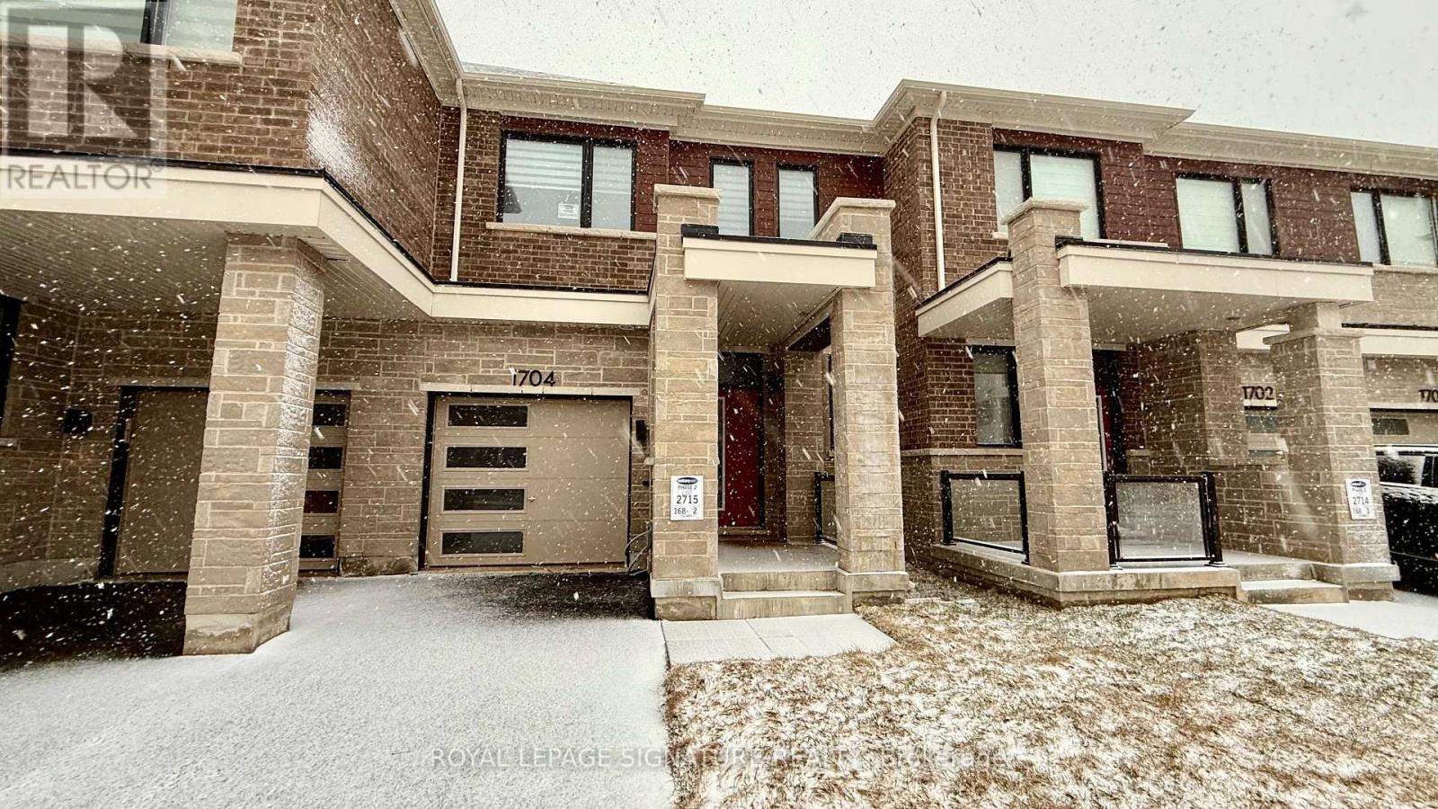 1704 Dance Court, Milton, Ontario  L9E 2A3 - Photo 2 - W12969612