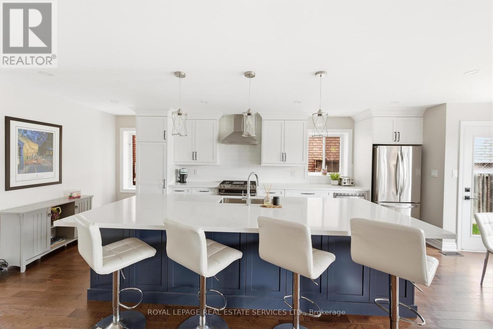 2370 Stillmeadow Road, Oakville, Ontario  L6M 4C8 - Photo 11 - W12969622