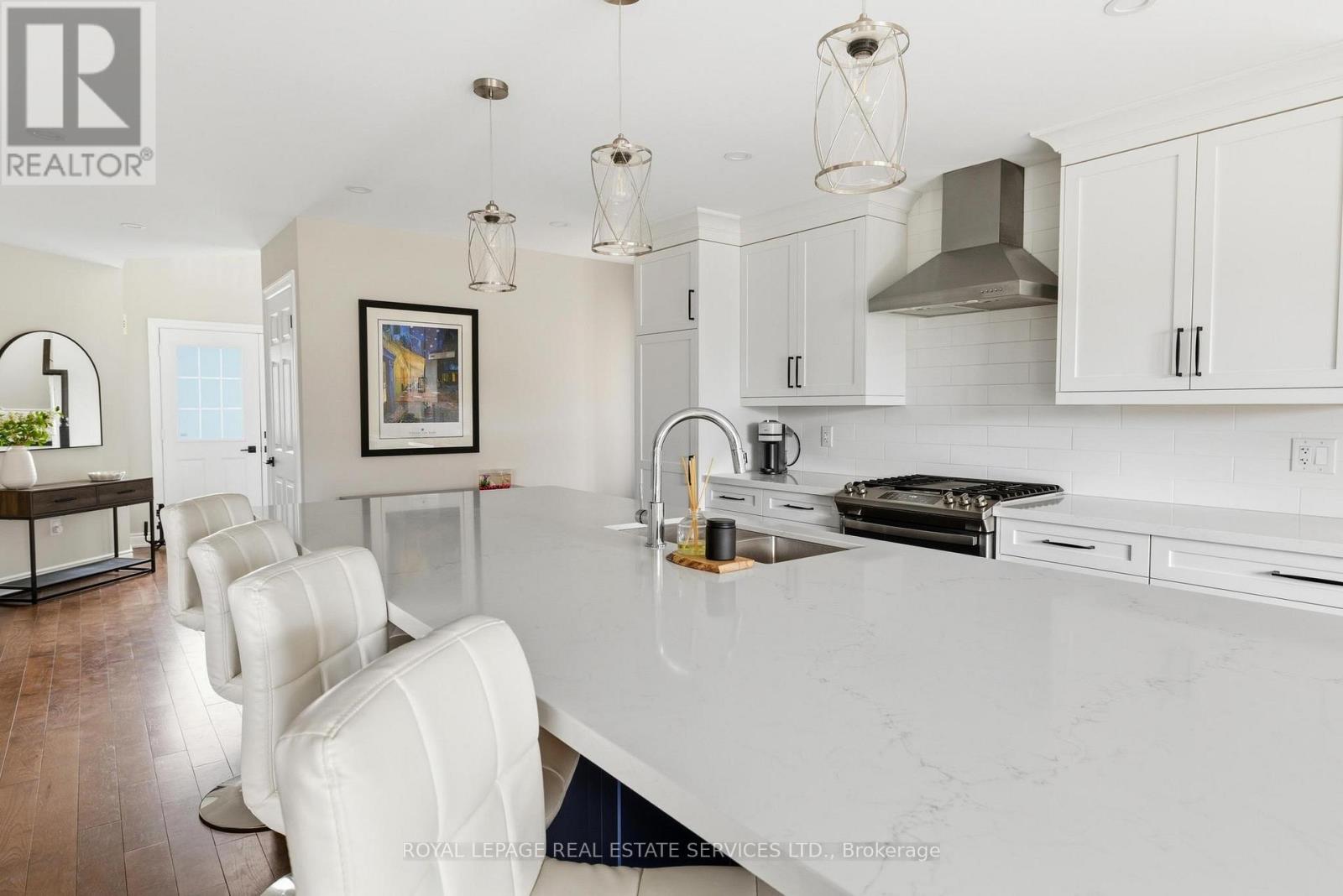 2370 Stillmeadow Road, Oakville, Ontario  L6M 4C8 - Photo 13 - W12969622