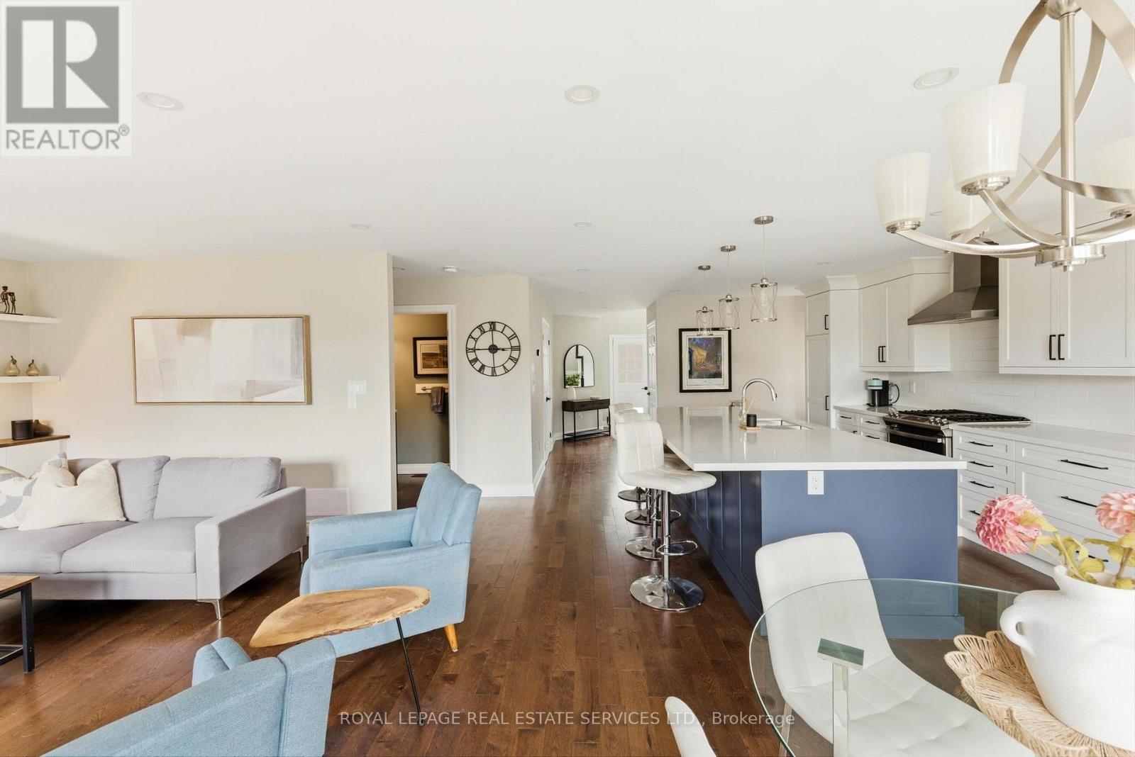 2370 Stillmeadow Road, Oakville, Ontario  L6M 4C8 - Photo 17 - W12969622