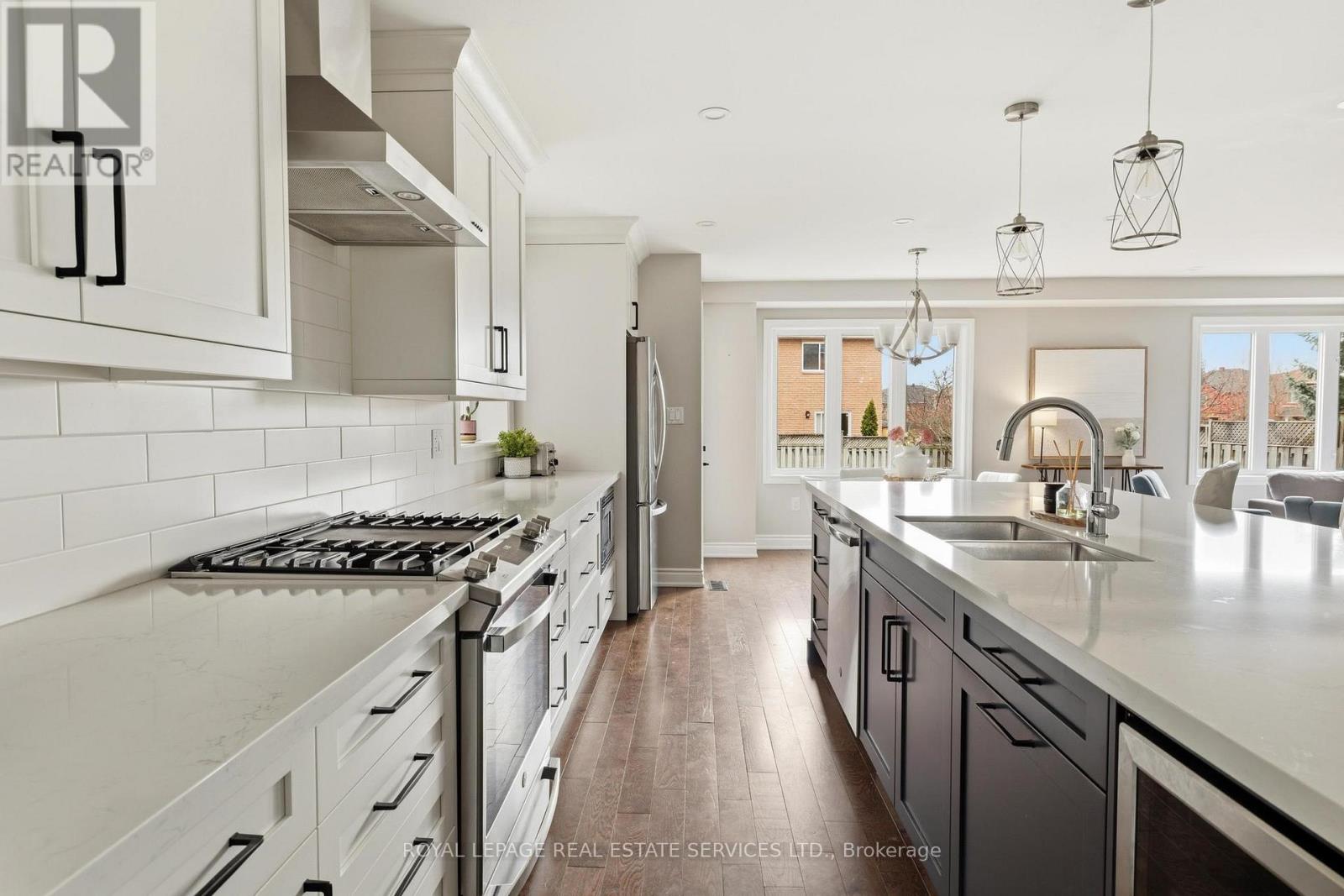 2370 Stillmeadow Road, Oakville, Ontario  L6M 4C8 - Photo 20 - W12969622