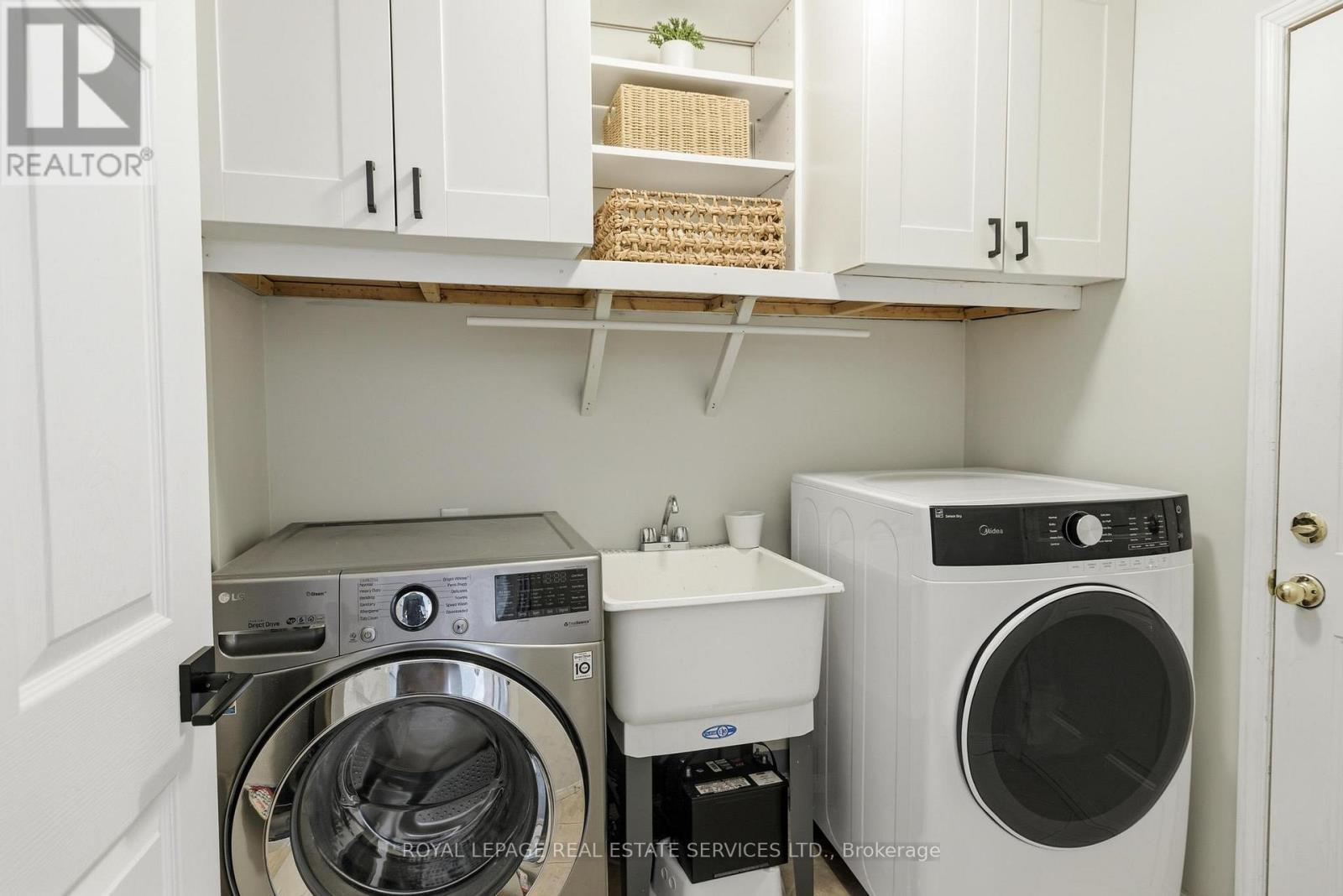 2370 Stillmeadow Road, Oakville, Ontario  L6M 4C8 - Photo 24 - W12969622