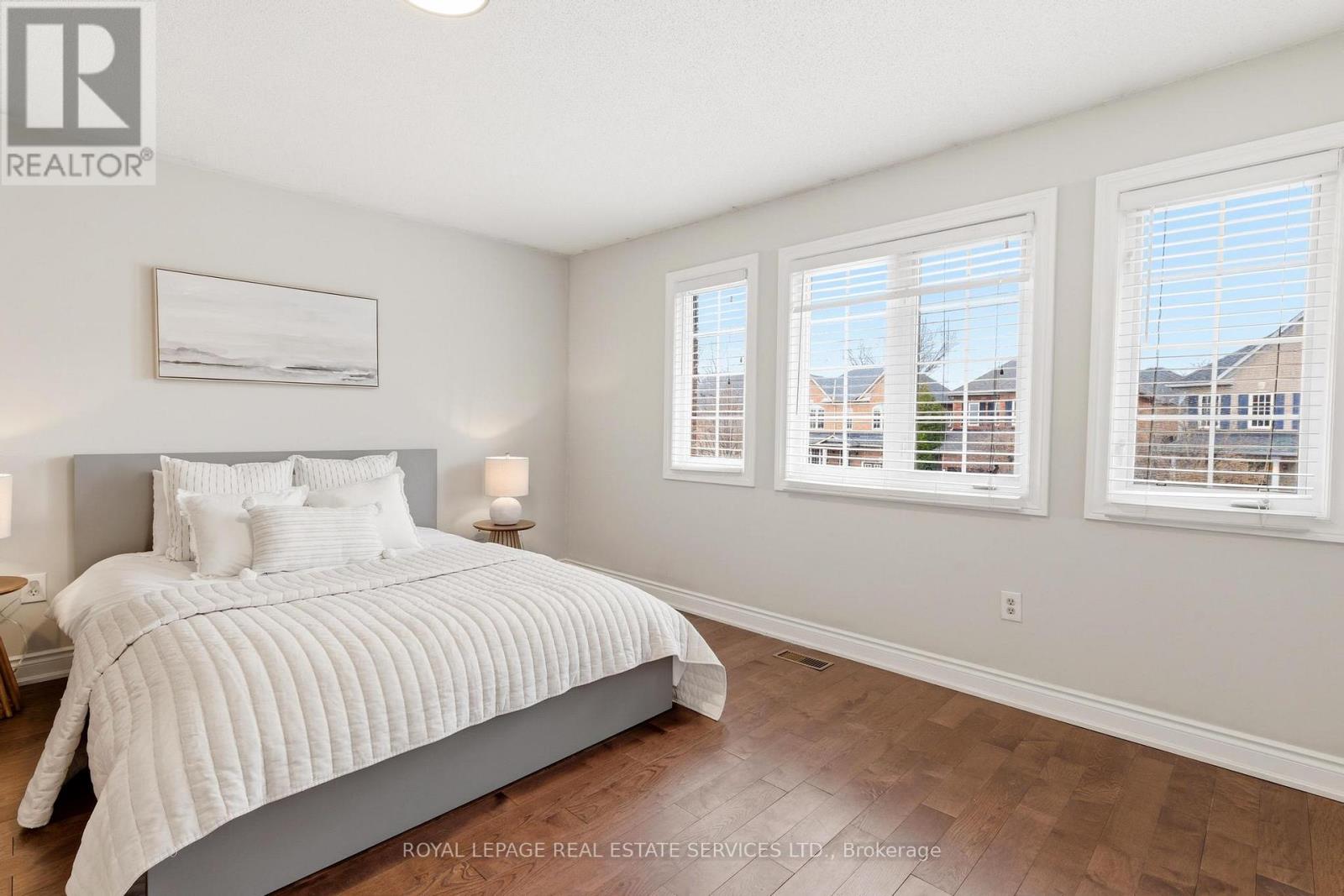 2370 Stillmeadow Road, Oakville, Ontario  L6M 4C8 - Photo 32 - W12969622