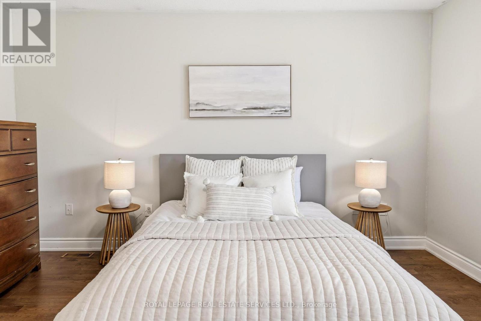 2370 Stillmeadow Road, Oakville, Ontario  L6M 4C8 - Photo 34 - W12969622