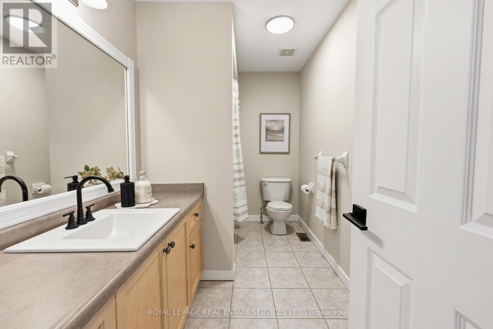 2370 Stillmeadow Road, Oakville, Ontario  L6M 4C8 - Photo 36 - W12969622