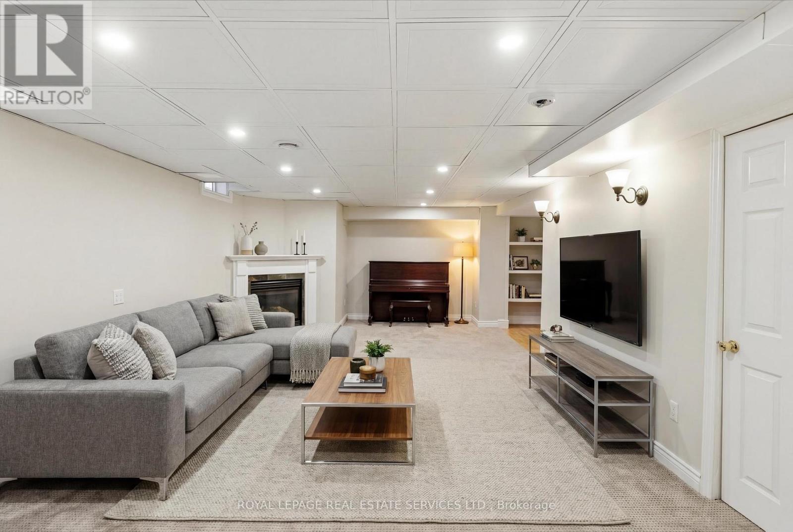 2370 Stillmeadow Road, Oakville, Ontario  L6M 4C8 - Photo 41 - W12969622