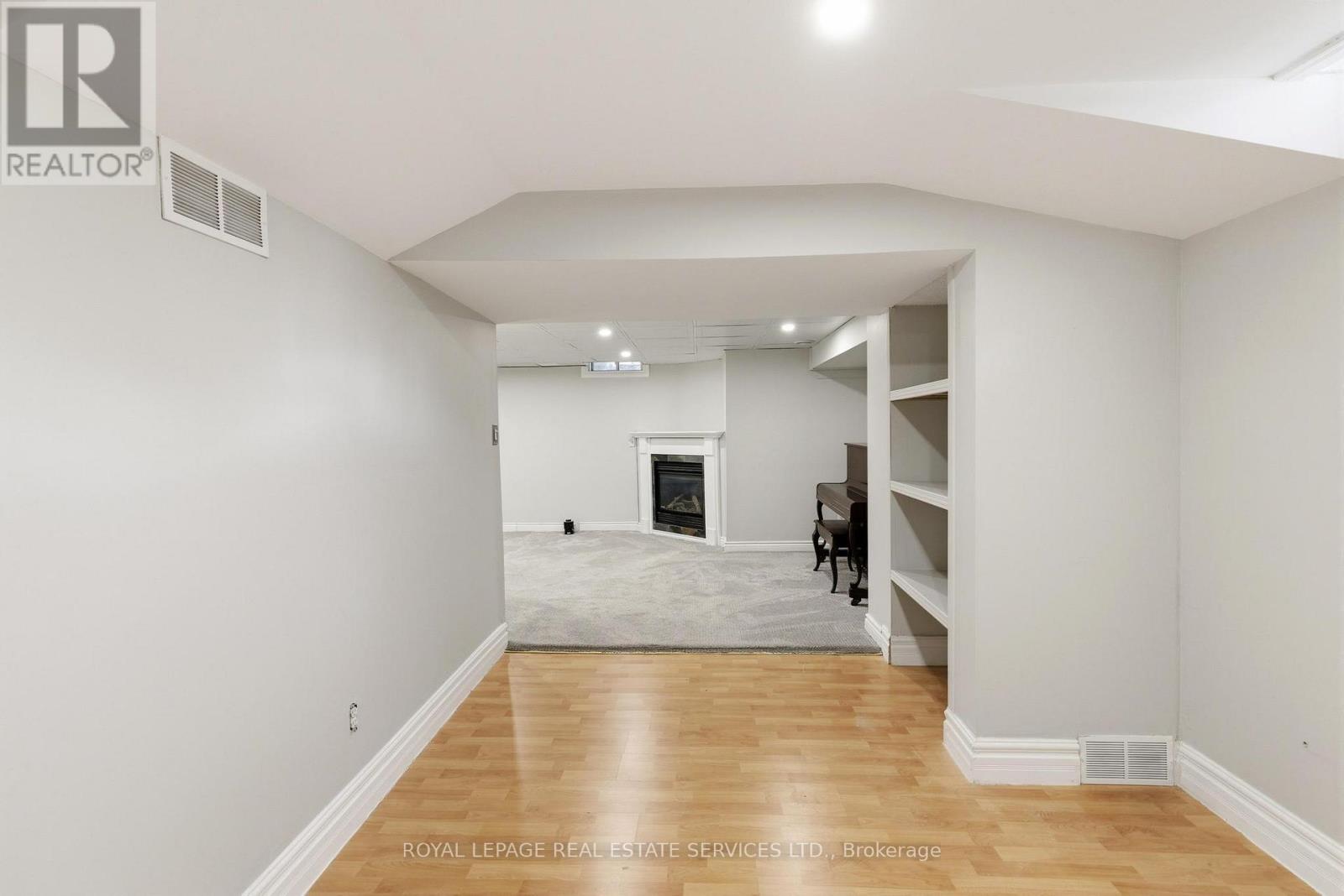 2370 Stillmeadow Road, Oakville, Ontario  L6M 4C8 - Photo 45 - W12969622