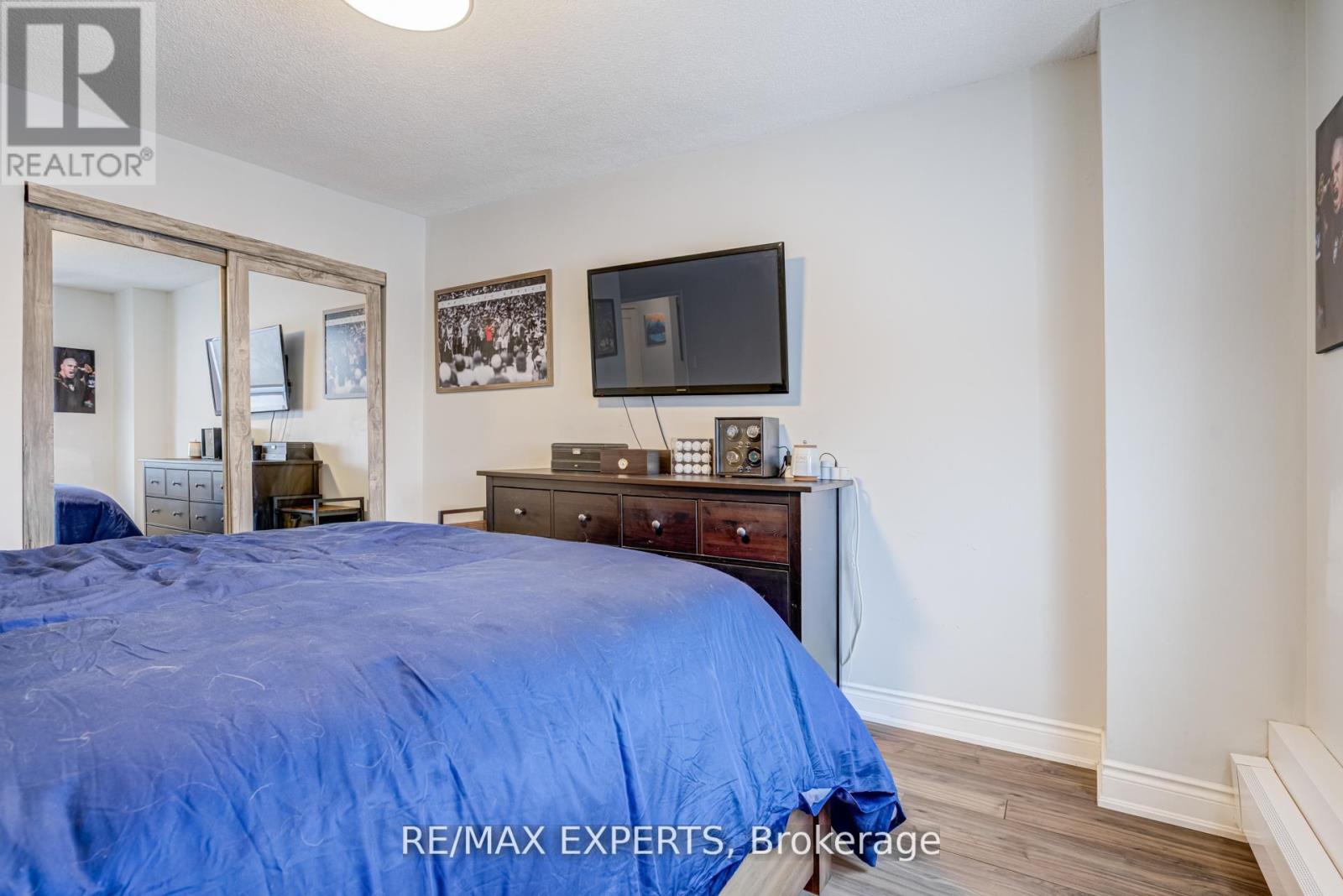 406 - 3390 Weston Road, Toronto, Ontario  M9M 2X3 - Photo 19 - W12969678