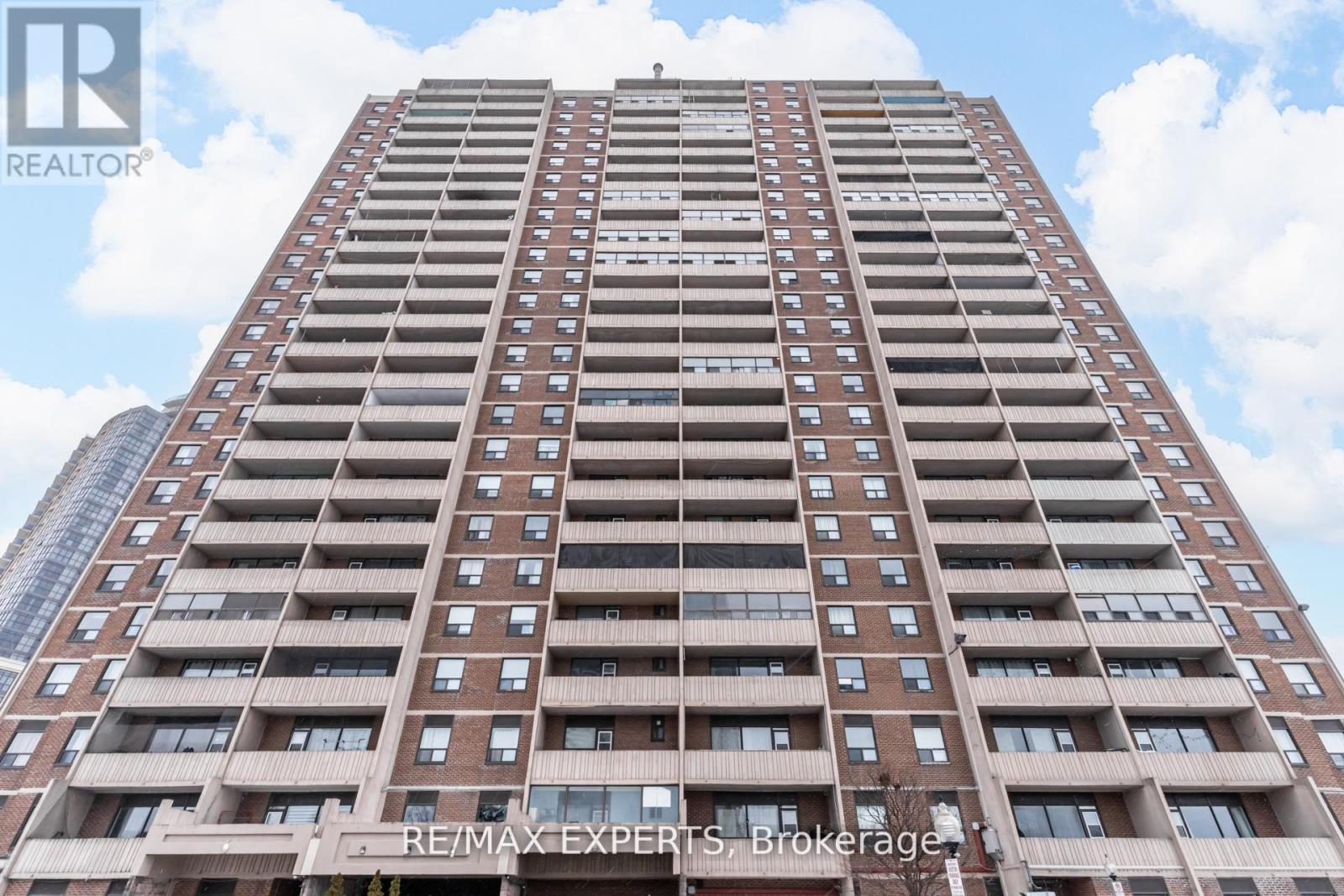 406 - 3390 Weston Road, Toronto, Ontario  M9M 2X3 - Photo 37 - W12969678