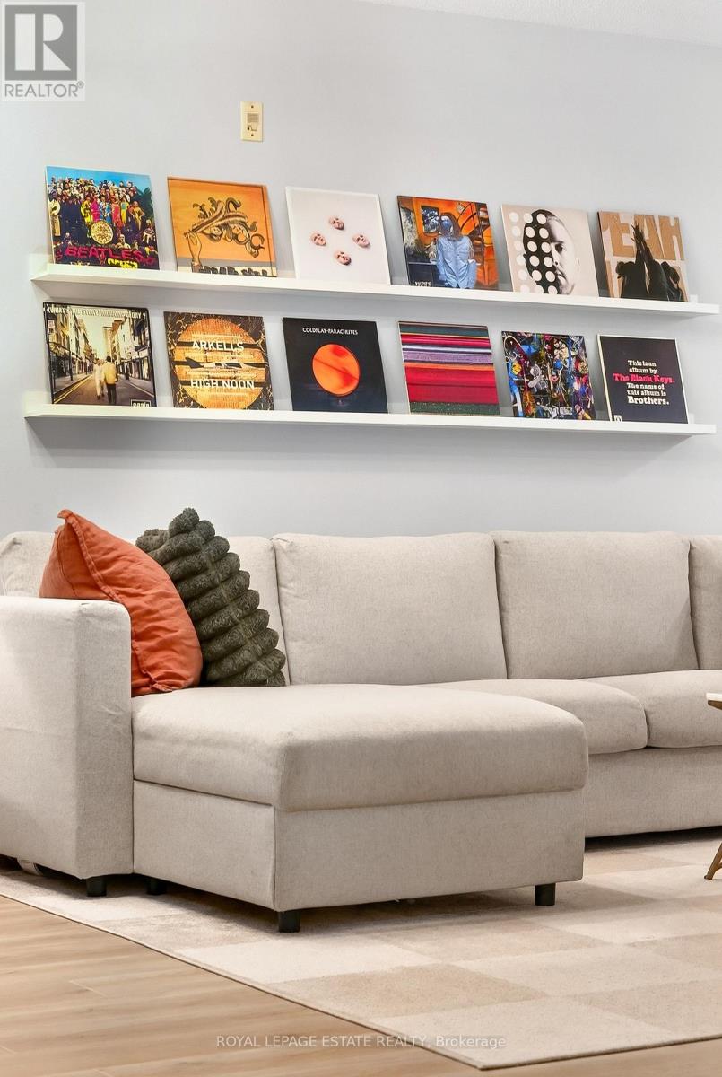 101 - 2035 Appleby Line, Burlington, Ontario  L7L 7G8 - Photo 11 - W12969682