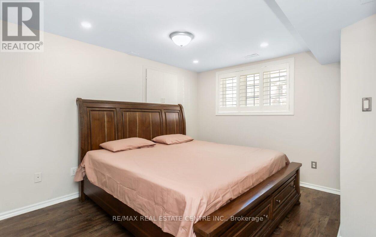 43 Donherb Crescent, Caledon, Ontario  L7C 1E4 - Photo 39 - W12969736