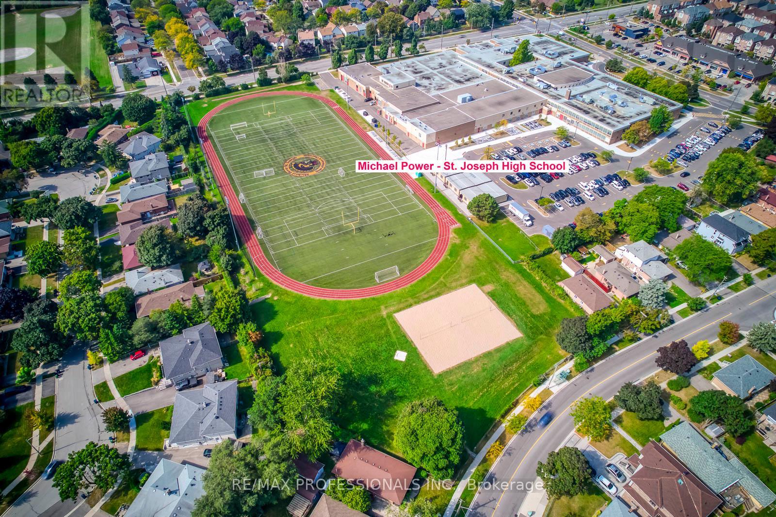 270 Wellesworth Drive, Toronto, Ontario  M9C 4S7 - Photo 47 - W12969742