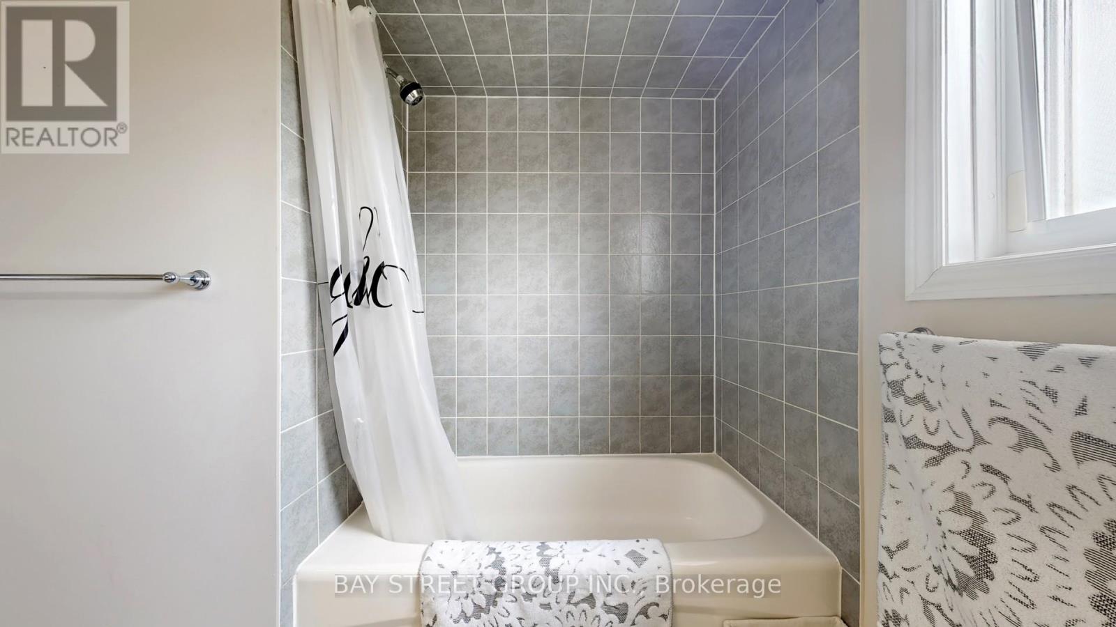 505 Heath Street, Oakville, Ontario  L6H 7M2 - Photo 25 - W12969754