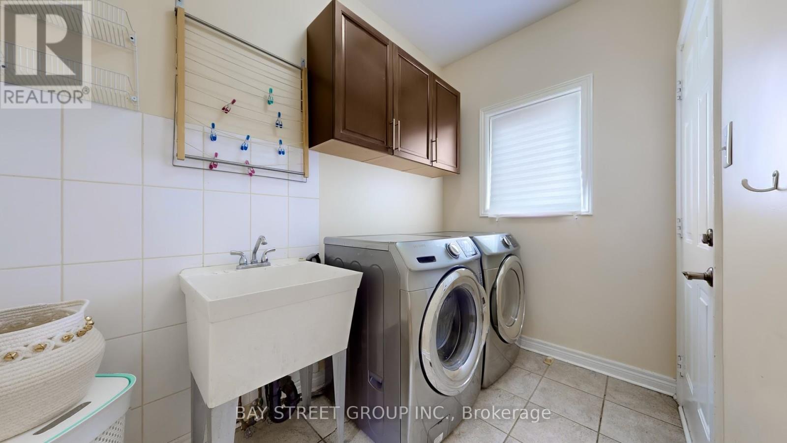 505 Heath Street, Oakville, Ontario  L6H 7M2 - Photo 30 - W12969754