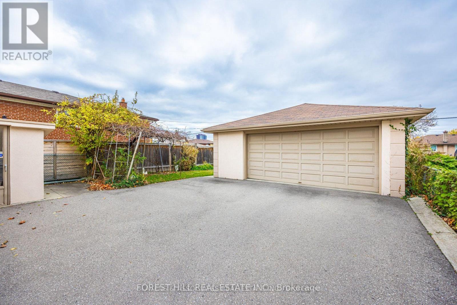 Main Flr - 159 Spalding Road, Toronto, Ontario  M3K 1K3 - Photo 17 - W12969800