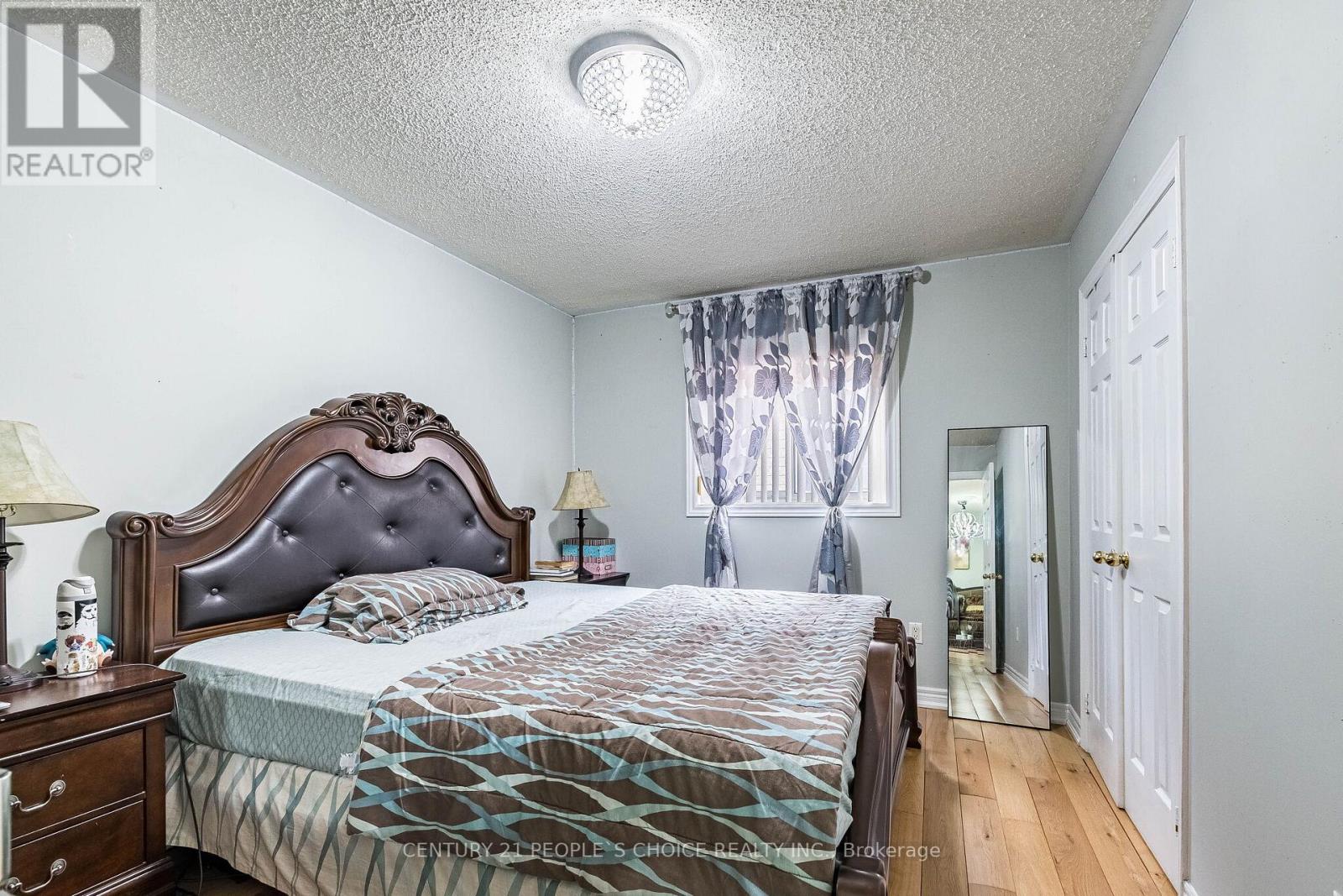 60 Red Maple Drive, Brampton, Ontario  L6X 4M1 - Photo 22 - W12969810