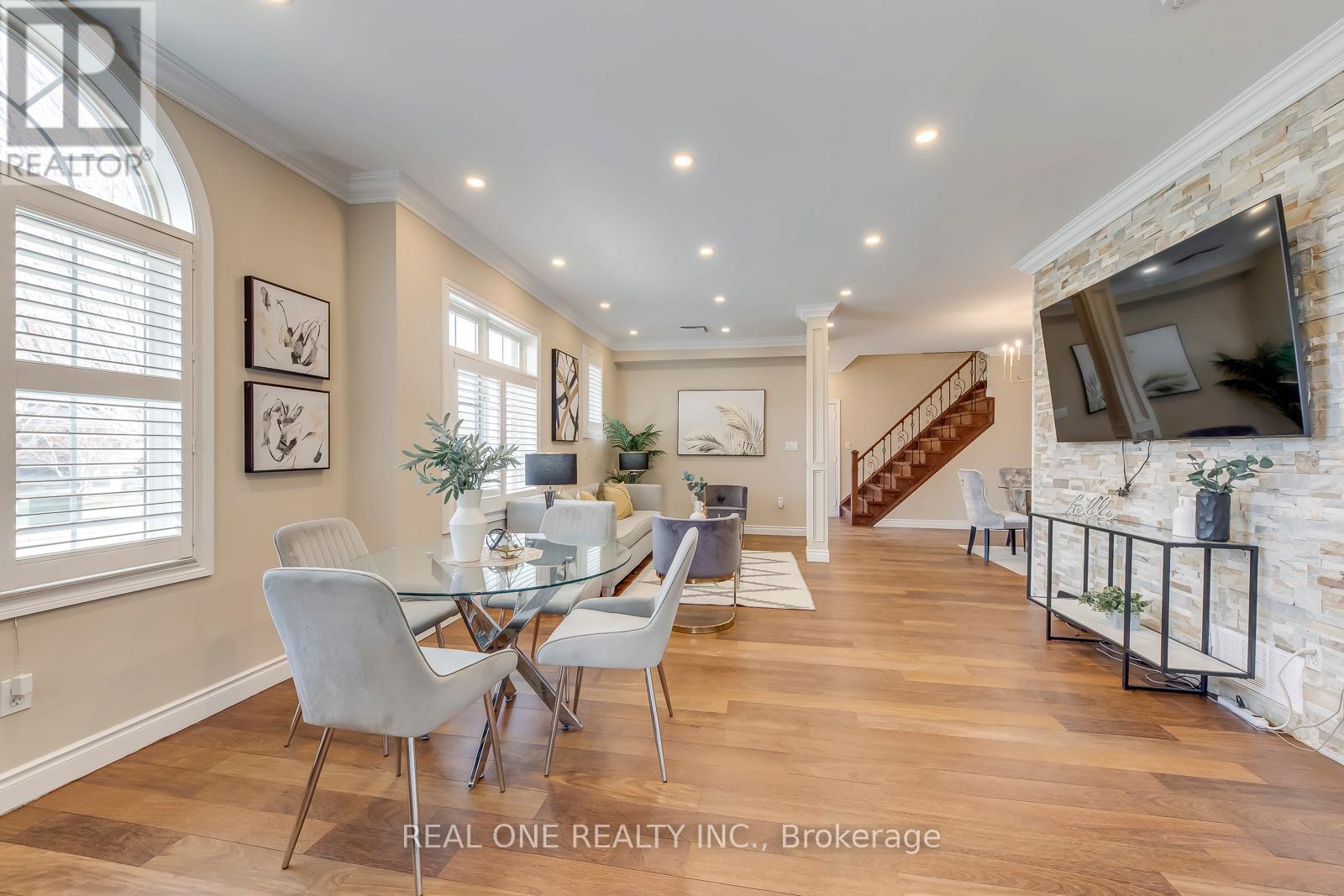 2363 Parkglen Avenue, Oakville, Ontario  L6M 4Y4 - Photo 18 - W12969814