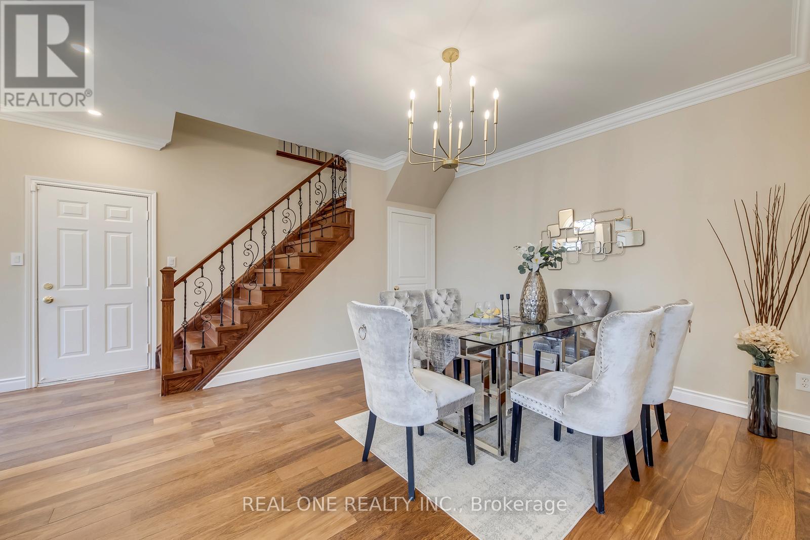 2363 Parkglen Avenue, Oakville, Ontario  L6M 4Y4 - Photo 8 - W12969814