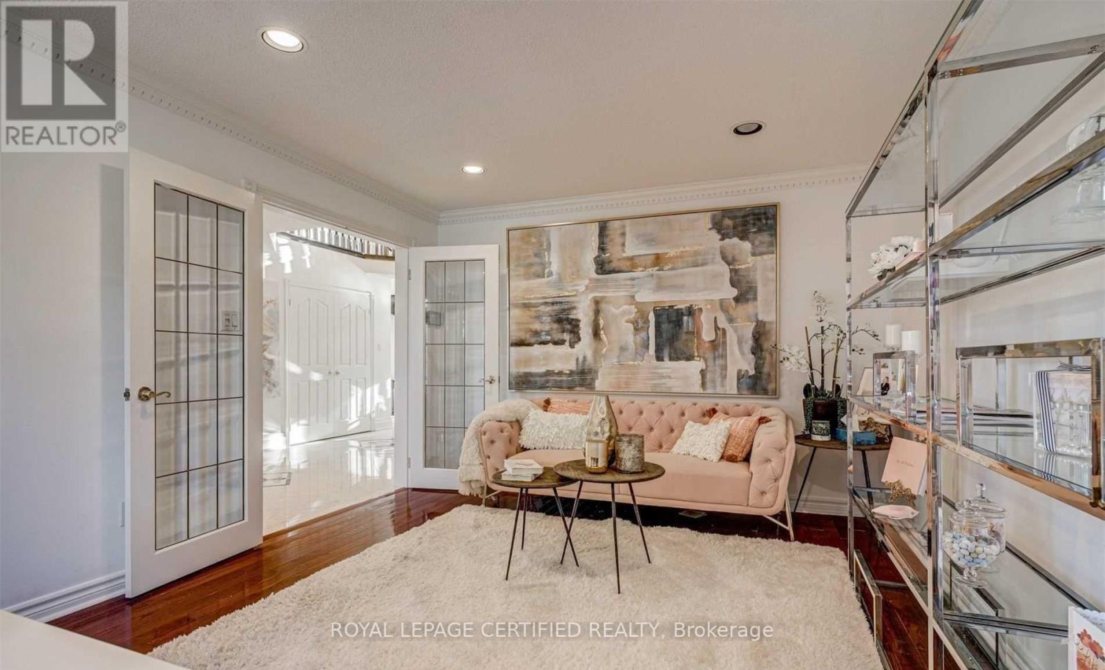 5128 Elderview Court, Mississauga, Ontario  L5M 5A9 - Photo 10 - W12969826