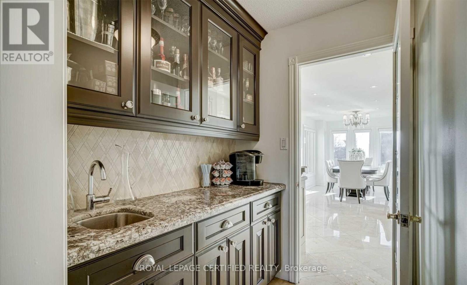 5128 Elderview Court, Mississauga, Ontario  L5M 5A9 - Photo 17 - W12969826