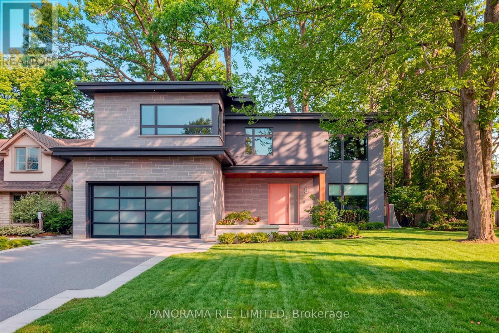 8 GREENFORD ROAD, Toronto, Ontario