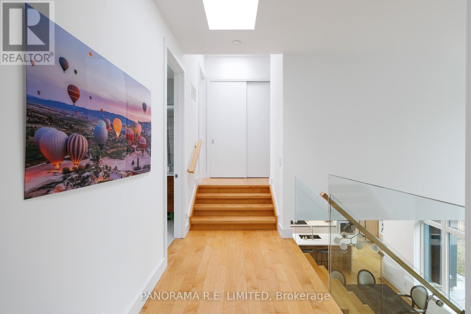 8 Greenford Road, Toronto, Ontario  M9A 3E6 - Photo 34 - W12969870