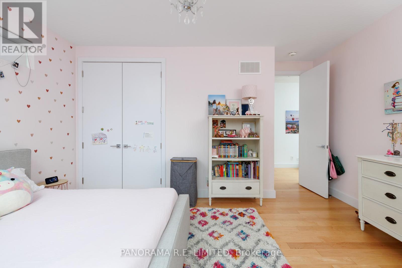 8 Greenford Road, Toronto, Ontario  M9A 3E6 - Photo 39 - W12969870