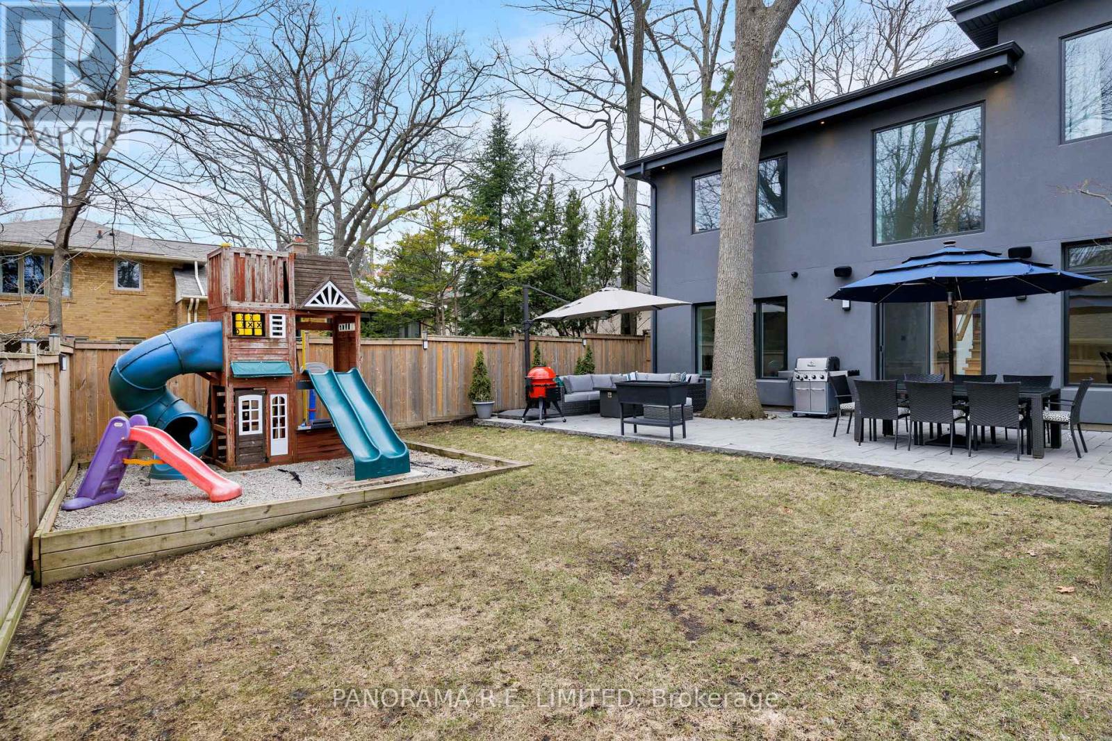 8 Greenford Road, Toronto, Ontario  M9A 3E6 - Photo 49 - W12969870