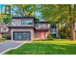 8 GREENFORD ROAD, Toronto, Ontario