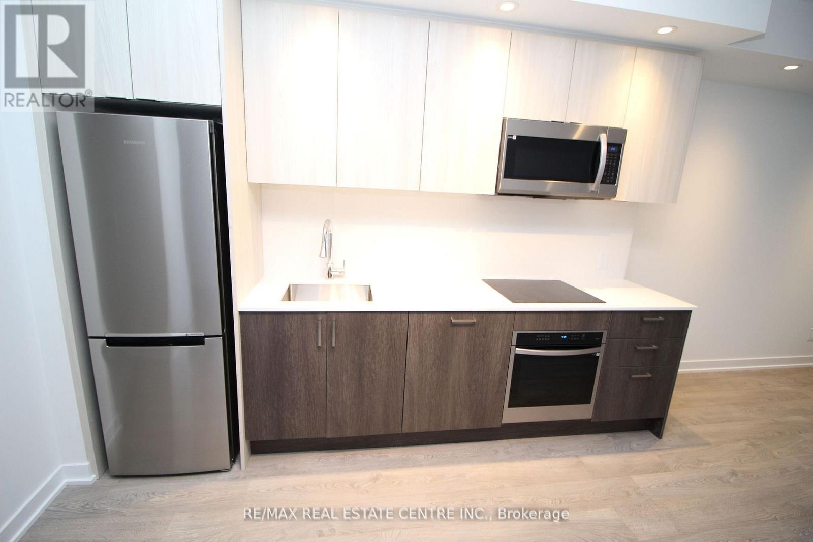 1909 - 1928 Lake Shore Boulevard W, Toronto, Ontario  M6S 1A1 - Photo 10 - W12969888