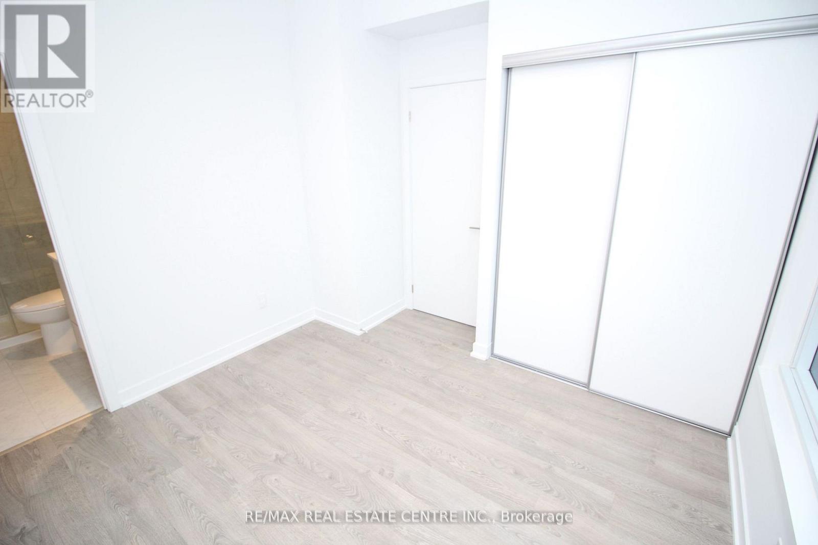 1909 - 1928 Lake Shore Boulevard W, Toronto, Ontario  M6S 1A1 - Photo 14 - W12969888