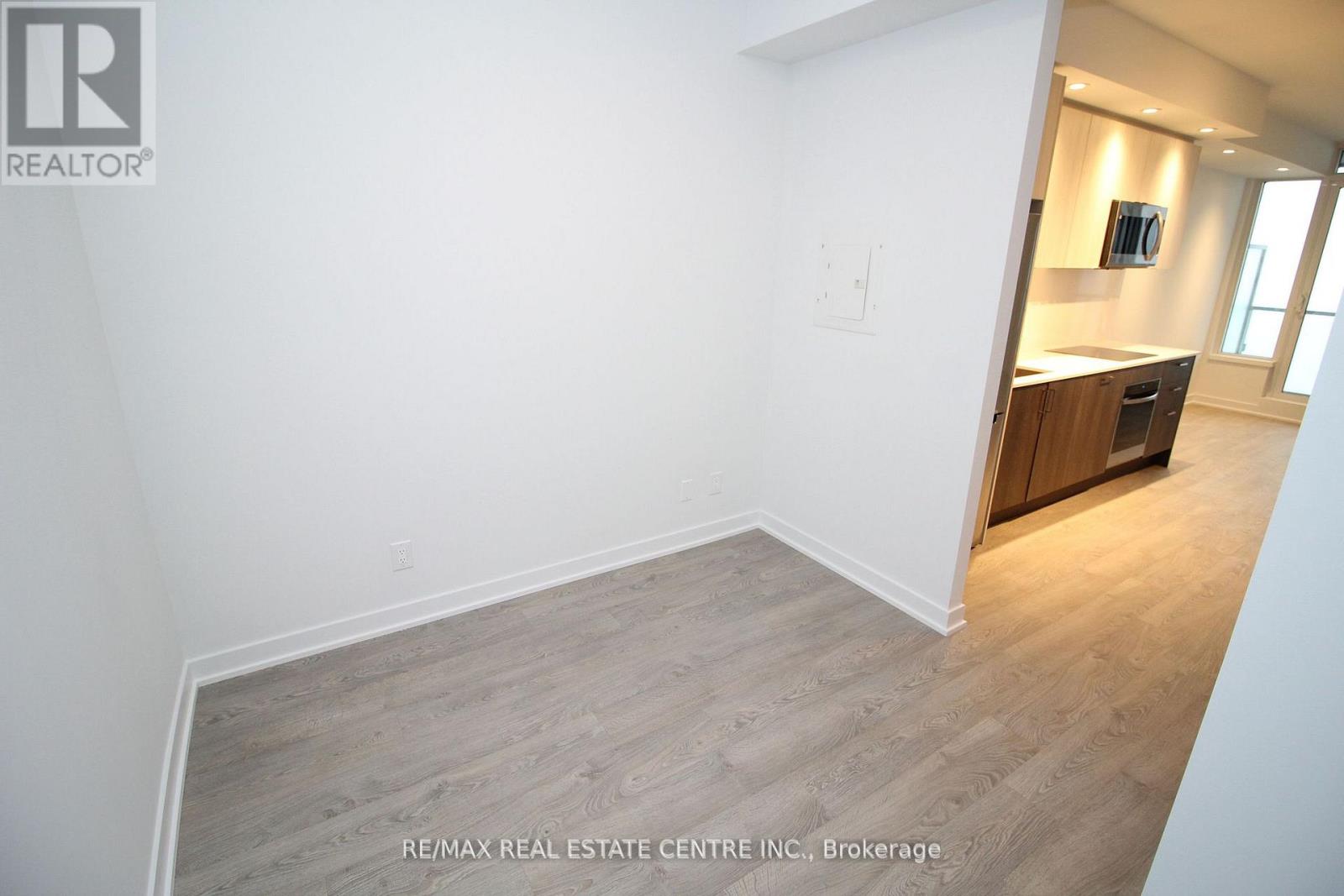 1909 - 1928 Lake Shore Boulevard W, Toronto, Ontario  M6S 1A1 - Photo 17 - W12969888