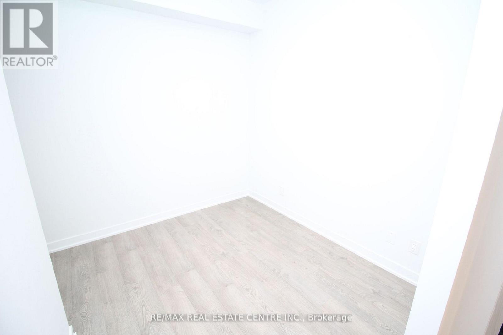 1909 - 1928 Lake Shore Boulevard W, Toronto, Ontario  M6S 1A1 - Photo 18 - W12969888