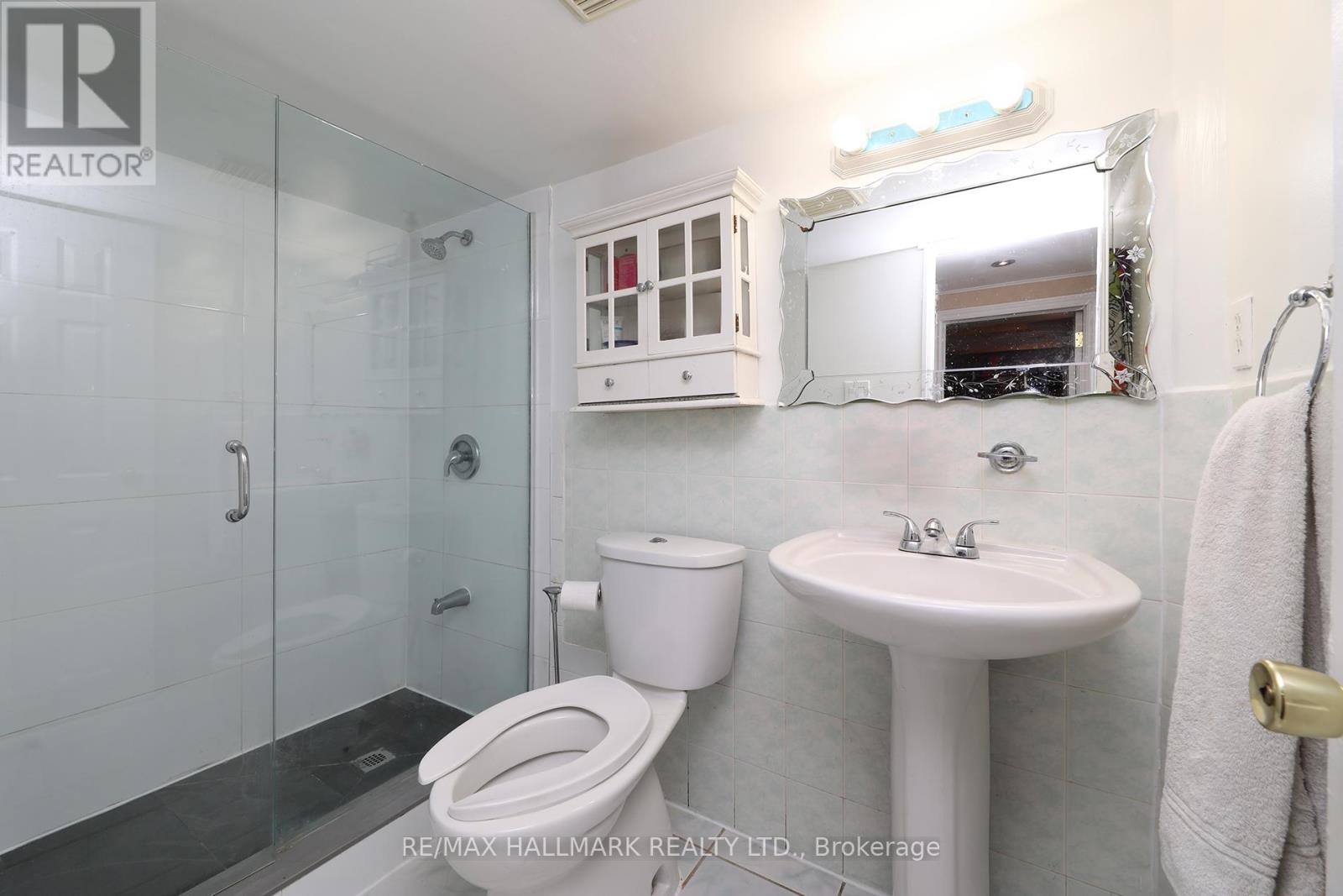 2095 Keele Street, Toronto, Ontario  M6M 3Y8 - Photo 16 - W12969892