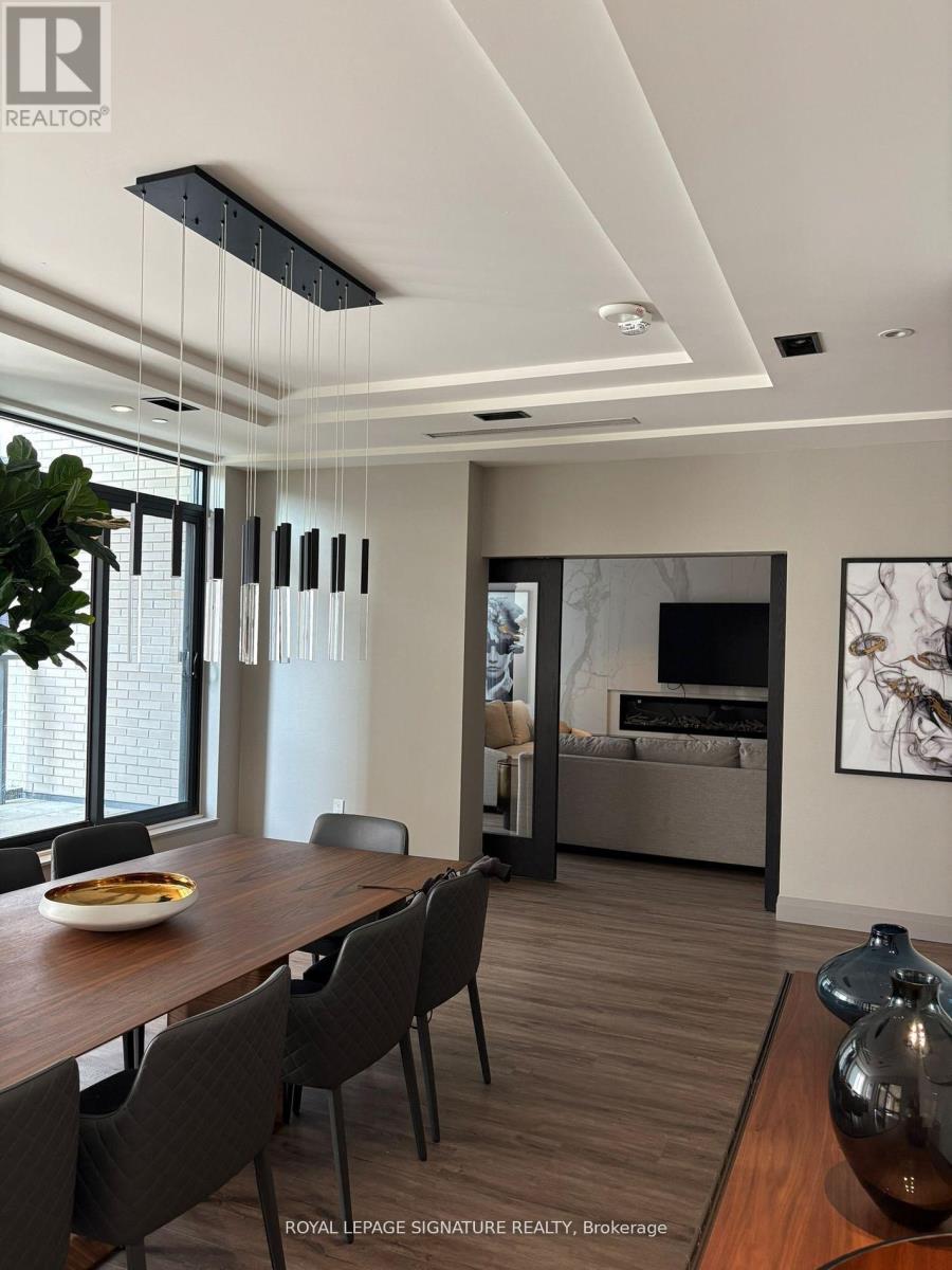 213 - 293 The Kingsway Avenue, Toronto, Ontario  M9A 3A9 - Photo 17 - W12969898