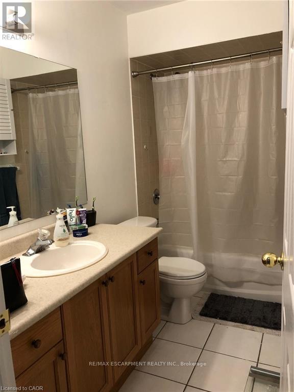 9 - 4200 Kilmer Drive, Burlington, Ontario  L7M 4Y2 - Photo 13 - W12969912