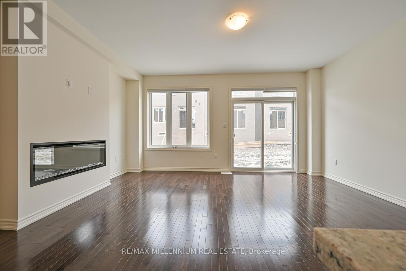 Upper - 92 Adventura Road, Brampton, Ontario  L7A 5A7 - Photo 4 - W12969936