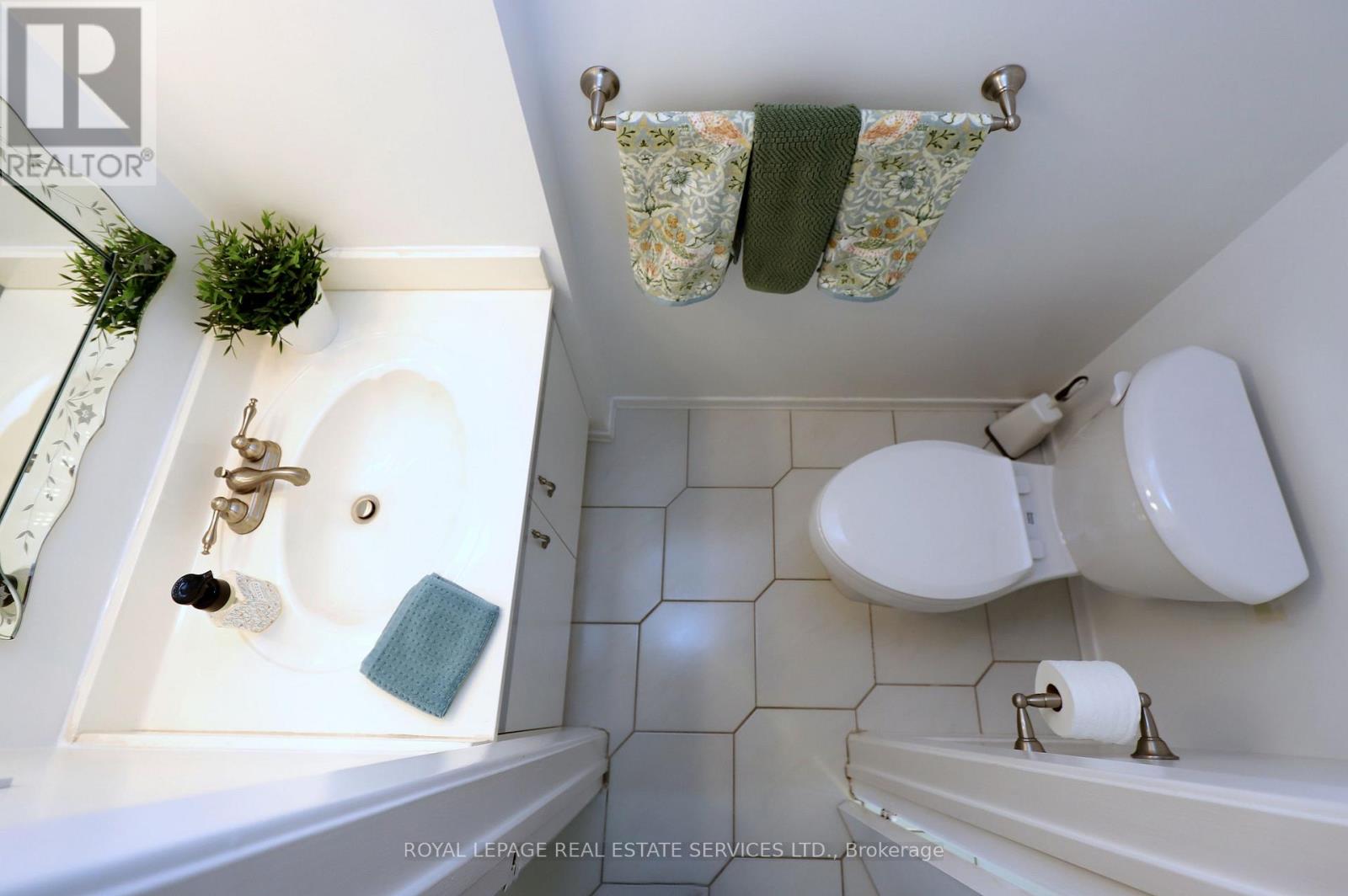 48 - 4165 Fieldgate Drive, Mississauga, Ontario  L4W 2M9 - Photo 10 - W12969944